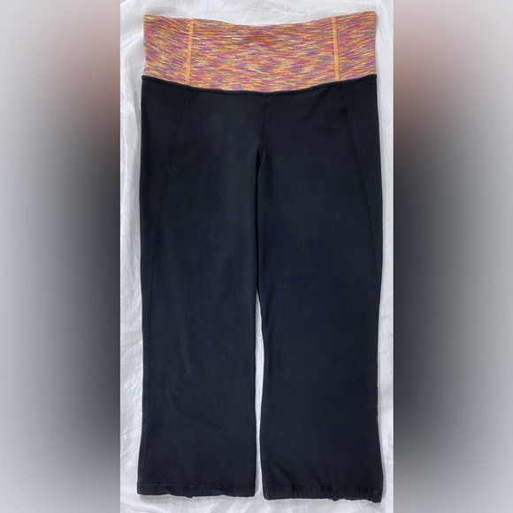 Rare Lululemon Women’s Black Gather Crow Space Dye Crop Pants 6 S - Picture 2 of 6